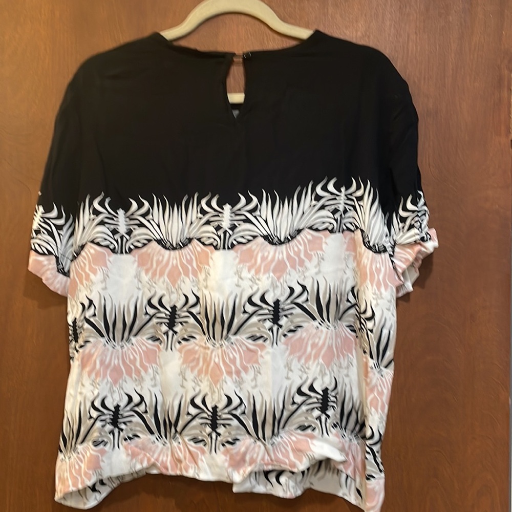 Tops - Picture 2 of 2